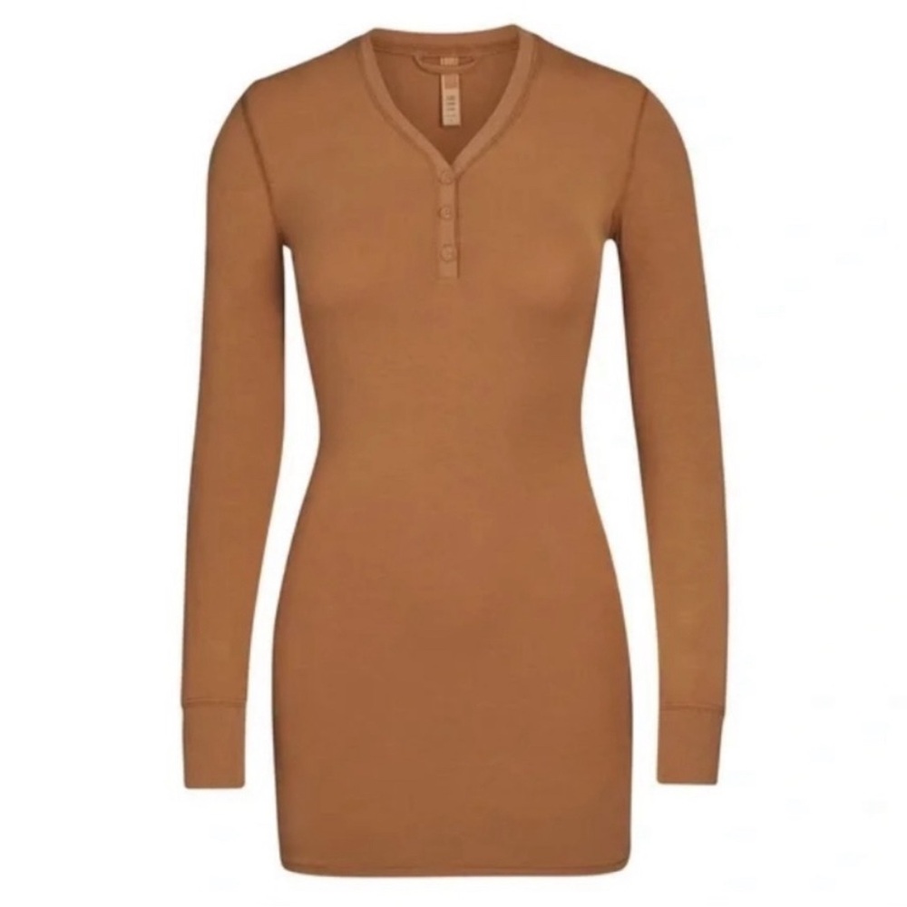 SKIMS Soft Lounge Henley Dress - Camel XS
